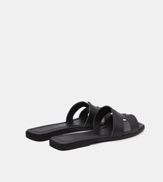 Capri Pelle Nero